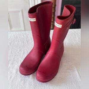 Women’s Hunter Original Short Matte Rain Boots Military Red Size 11